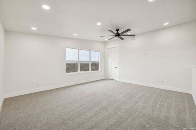 300 County Road 5781, Castroville, TX 78009