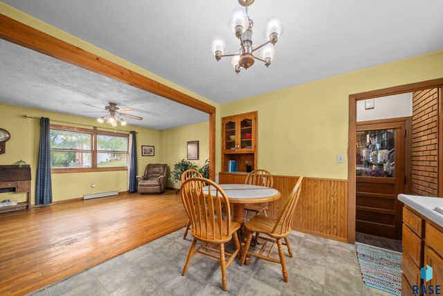 1444 S Bahnson Ave Avenue, Sioux Falls, SD 57103