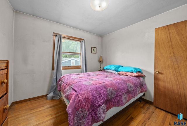 1444 S Bahnson Ave Avenue, Sioux Falls, SD 57103