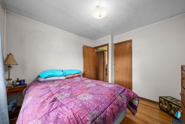 1444 S Bahnson Ave Avenue, Sioux Falls, SD 57103