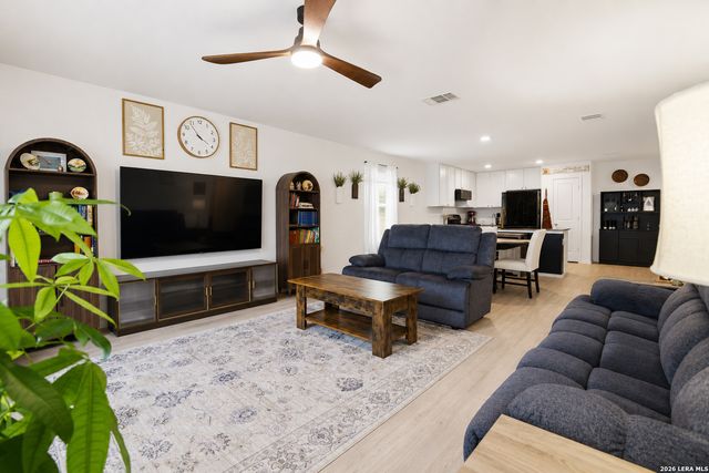 4714 Southton Bed, San Antonio, TX 78223