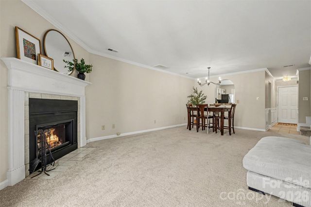 8217 Pineville Matthews Road H, Charlotte, NC 28226