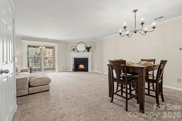 8217 Pineville Matthews Road H, Charlotte, NC 28226