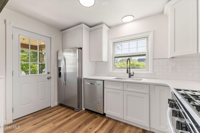 2644 Van Dyke Avenue, Rotterdam, NY 12306