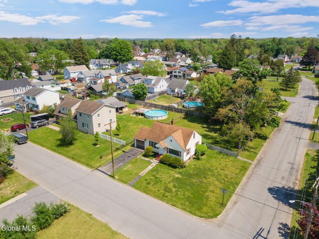 2644 Van Dyke Avenue, Rotterdam, NY 12306