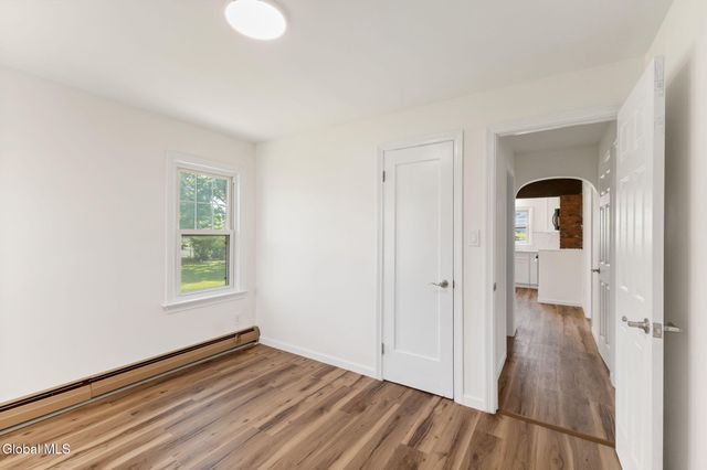 2644 Van Dyke Avenue, Rotterdam, NY 12306