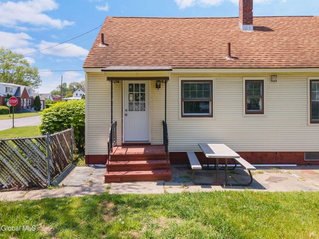 2644 Van Dyke Avenue, Rotterdam, NY 12306