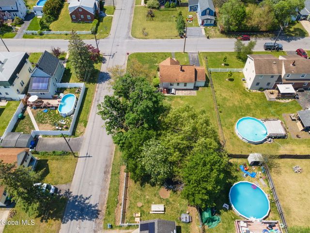 2644 Van Dyke Avenue, Rotterdam, NY 12306