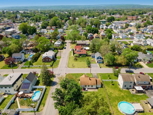2644 Van Dyke Avenue, Rotterdam, NY 12306