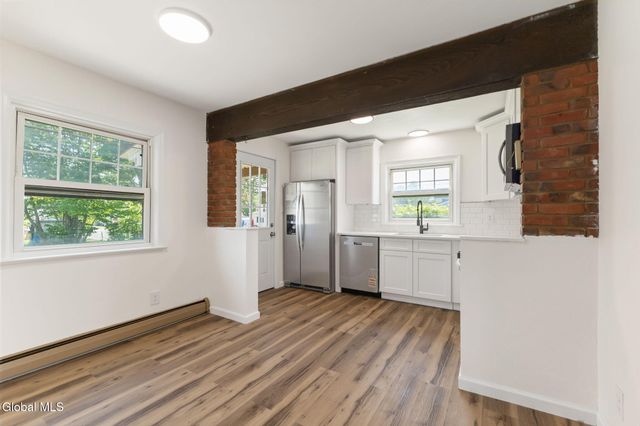 2644 Van Dyke Avenue, Rotterdam, NY 12306