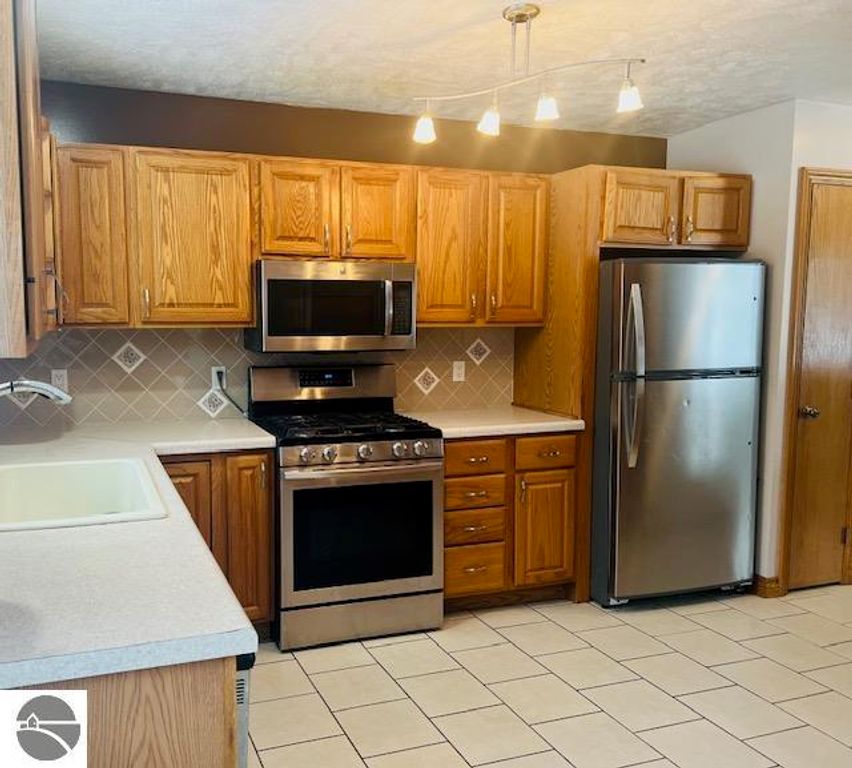 Image 11 of property listing at 7472 S Whispering Hills, Traverse City, MI 49684