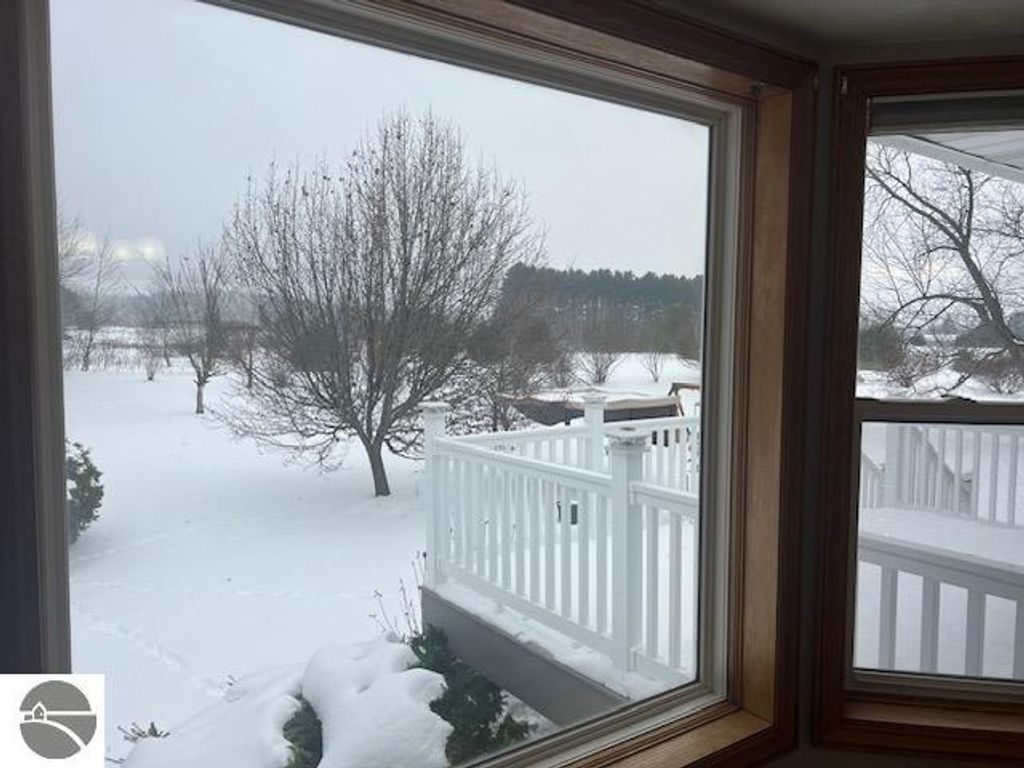 Image 8 of property listing at 7472 S Whispering Hills, Traverse City, MI 49684