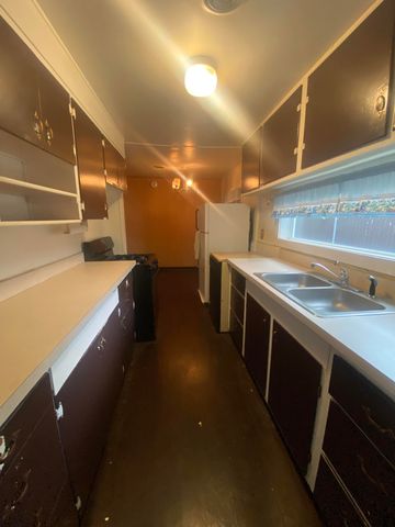 1445 Dayton Street, Klamath Falls, OR 97603