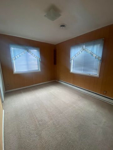 1445 Dayton Street, Klamath Falls, OR 97603