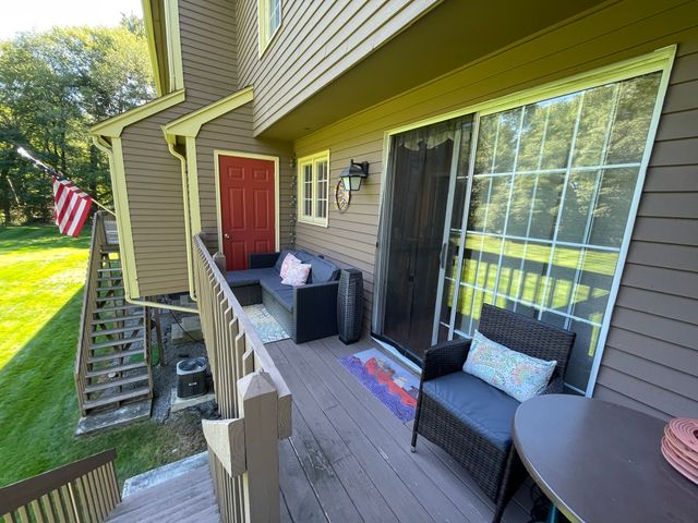 110 Heritage Dr 110, Tewksbury, MA 01876