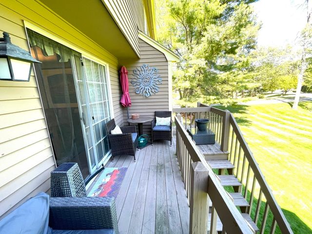 110 Heritage Dr 110, Tewksbury, MA 01876