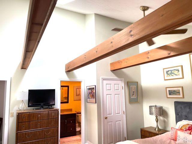 110 Heritage Dr 110, Tewksbury, MA 01876