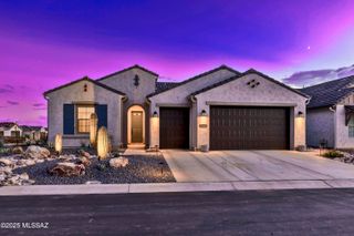 61879 E Skyview Way, Oracle, AZ 85623