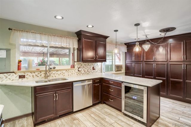 3173 W Farmdale Road, Englewood, CO 80110