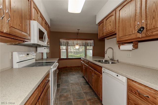 6372 Clearair Drive, Mentor, OH 44060