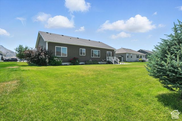 516 S 770 E, Hyrum, UT 84319