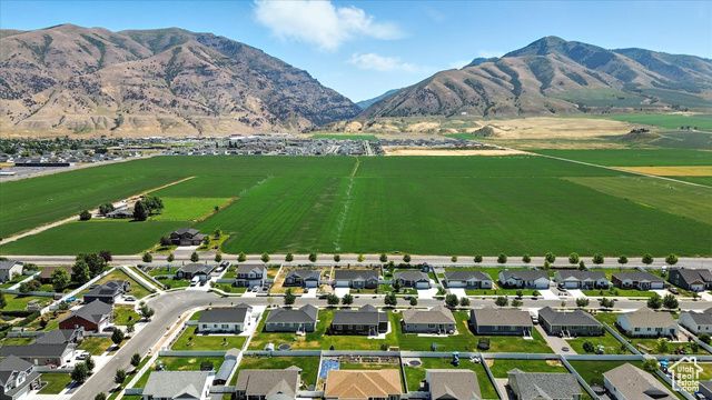 516 S 770 E, Hyrum, UT 84319