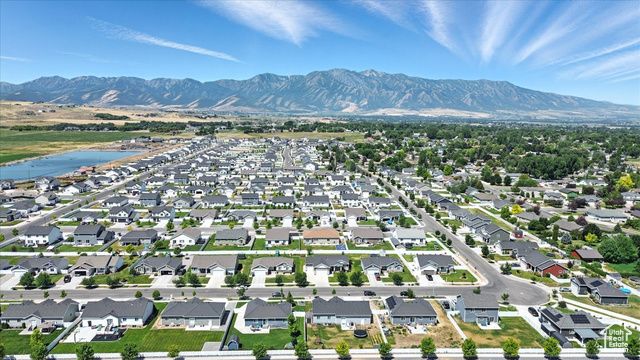 516 S 770 E, Hyrum, UT 84319