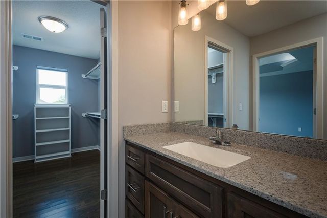 1802 VERBENA Avenue, Greenwood, MO 64034