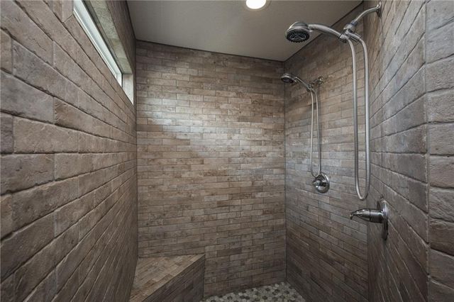 1802 VERBENA Avenue, Greenwood, MO 64034