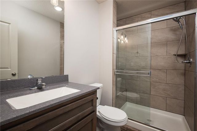 1802 VERBENA Avenue, Greenwood, MO 64034