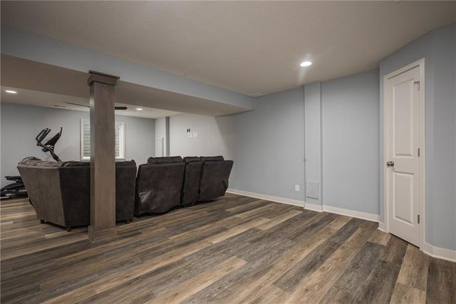1802 VERBENA Avenue, Greenwood, MO 64034