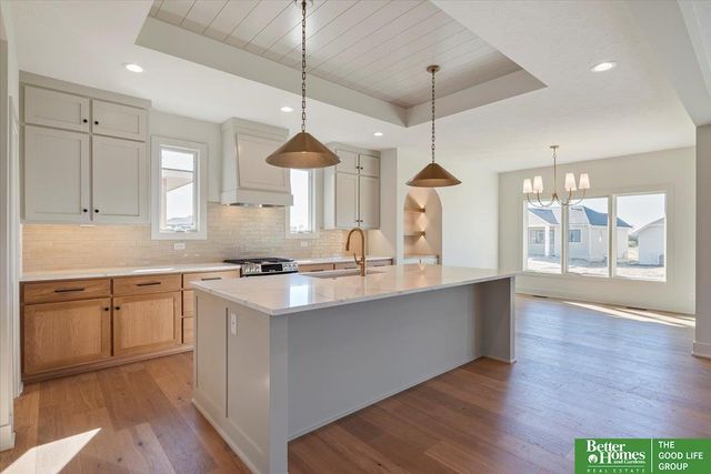 3526 S 218 Street, Elkhorn, NE 68022