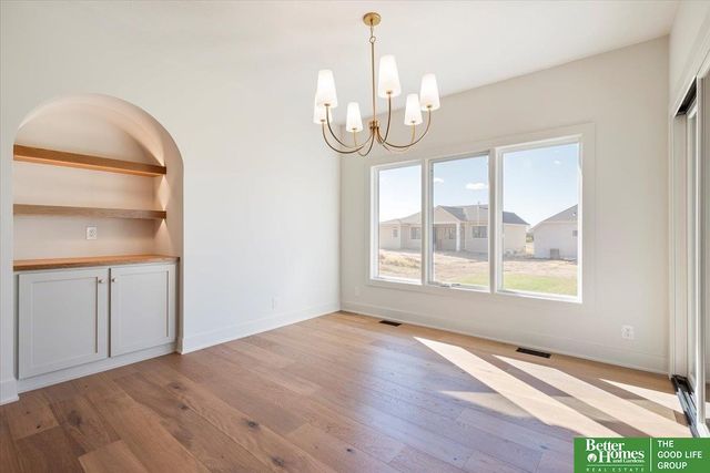 3526 S 218 Street, Elkhorn, NE 68022