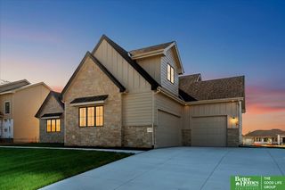 3526 S 218 Street, Elkhorn, NE 68022