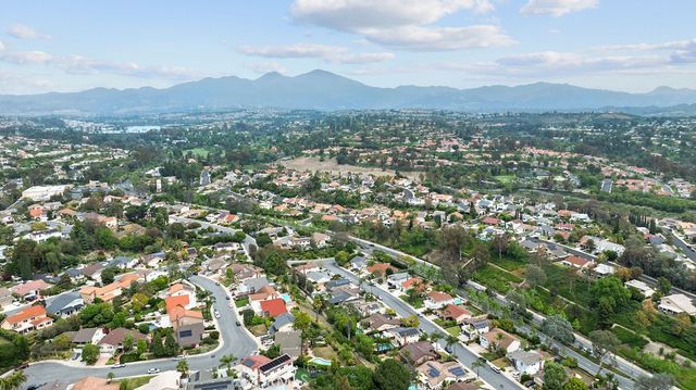 24392 Macedo, Mission Viejo, CA 92691