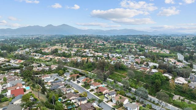 24392 Macedo, Mission Viejo, CA 92691