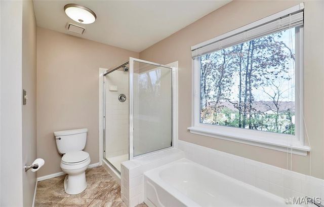 104 Westridge Parc Lane, Ellisville, MO 63021