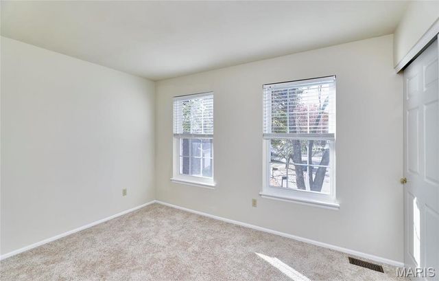 104 Westridge Parc Lane, Ellisville, MO 63021