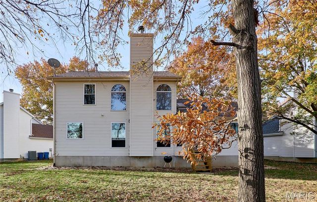 104 Westridge Parc Lane, Ellisville, MO 63021