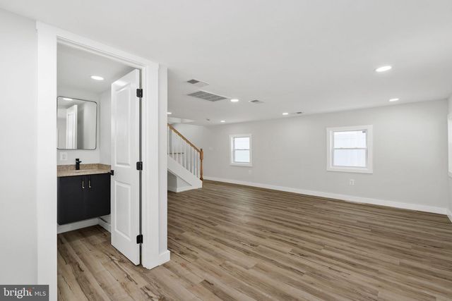 400 WIRT ST, Colonial Beach, VA 22443