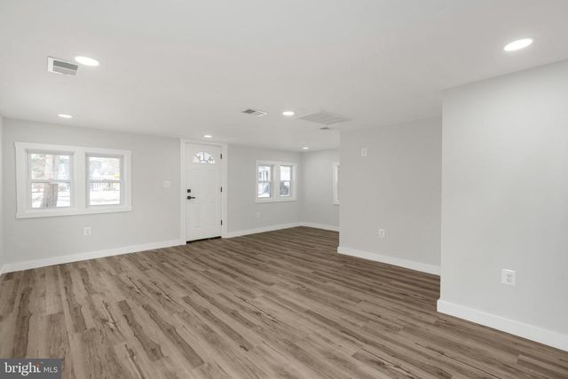 400 WIRT ST, Colonial Beach, VA 22443