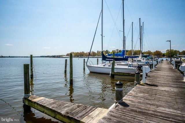 400 WIRT ST, Colonial Beach, VA 22443