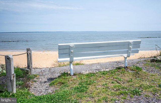 400 WIRT ST, Colonial Beach, VA 22443