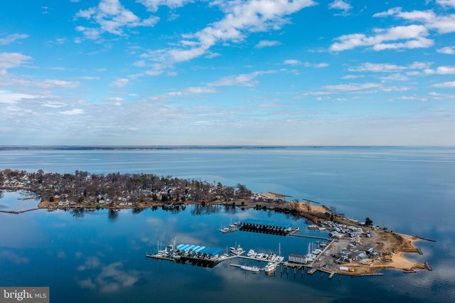 400 WIRT ST, Colonial Beach, VA 22443