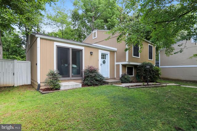 2263 COCQUINA DR, Reston, VA 20191