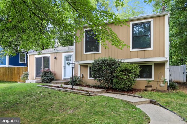 2263 COCQUINA DR, Reston, VA 20191