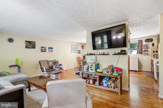 2263 COCQUINA DR, Reston, VA 20191