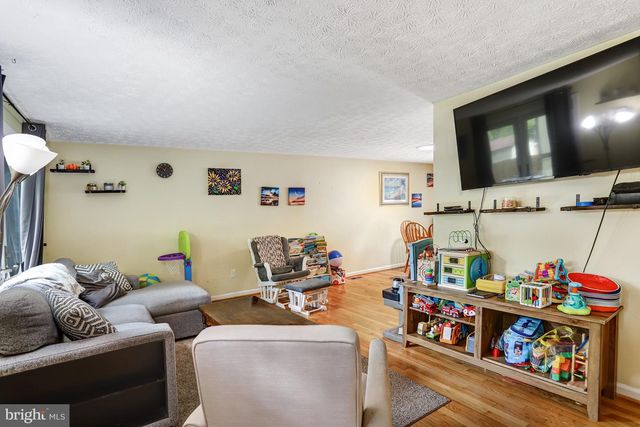 2263 COCQUINA DR, Reston, VA 20191