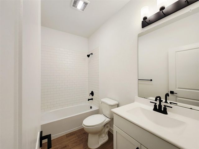 8430 Bay Ridge Circle, Baytown, TX 77523