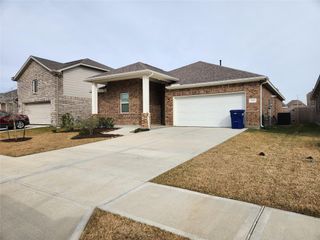 8430 Bay Ridge Circle, Baytown, TX 77523